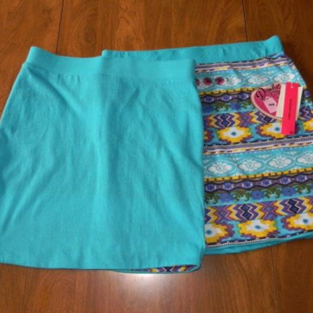 Energie Juniors Medium Reversible Skirt NWT